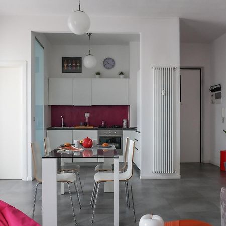Ferienwohnung Il Balcone Su Torino - Moderno Con Vista Superga Exterior foto